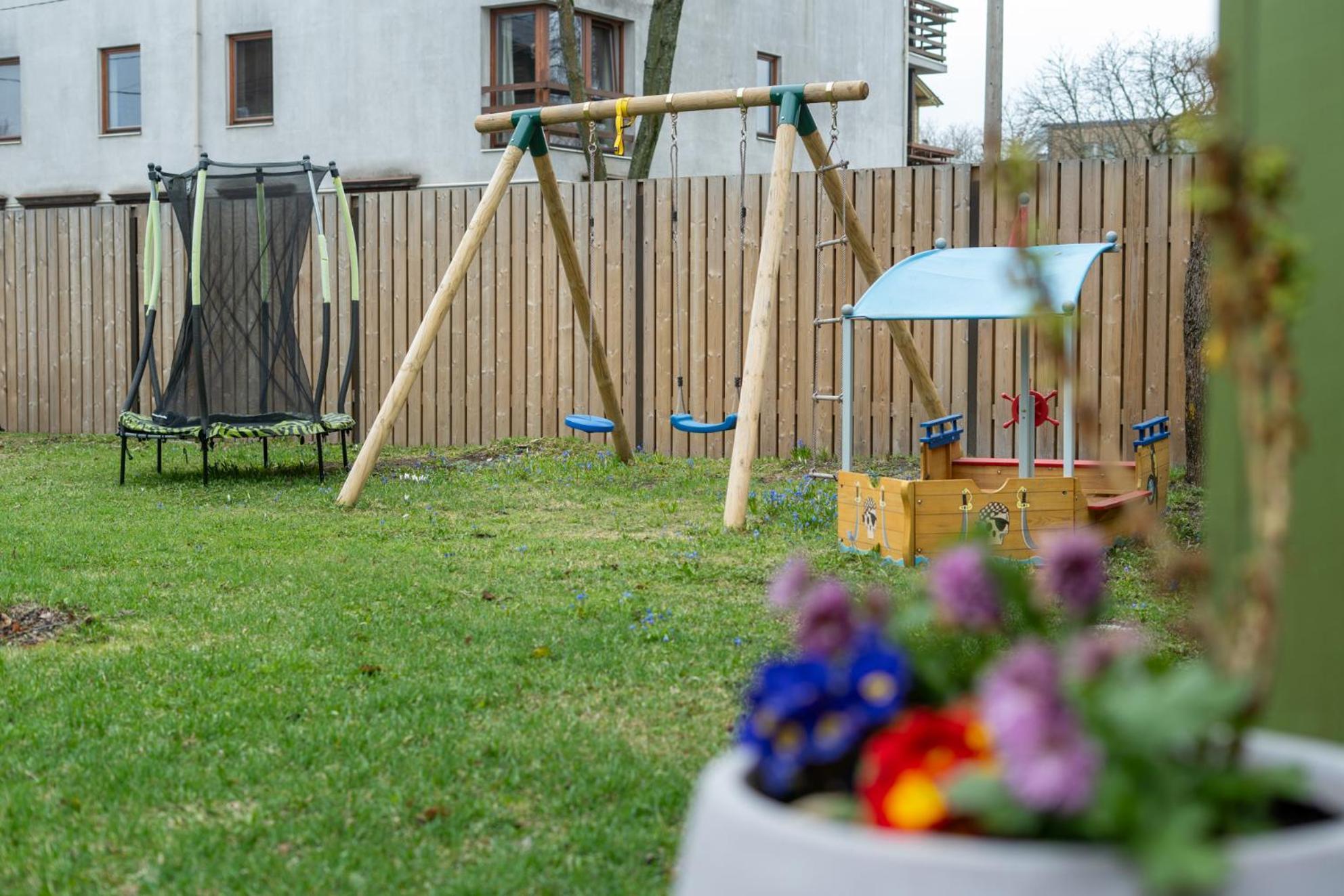 Huoneisto Garden Next To Telliskivi & Old Town *
